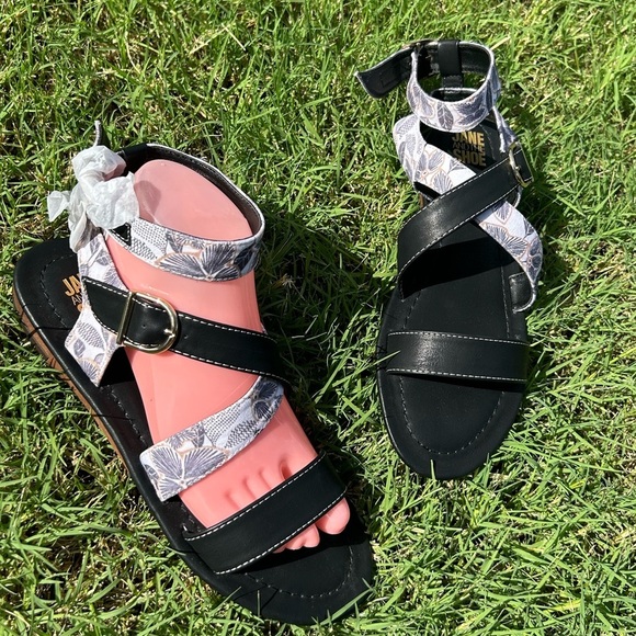 JANE AND THE SHOE Jordan Black Contemporary Sandals with floral print NWT Sz-8.Q - Picture 7 of 11